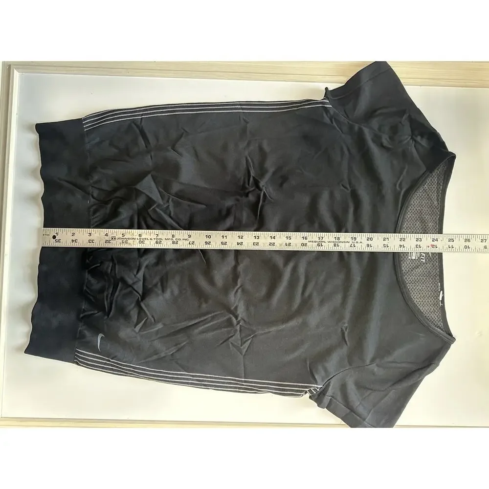 Nike Dri Fit Top UNI M Black Short Sleeve Mesh Athletic Banded Hem